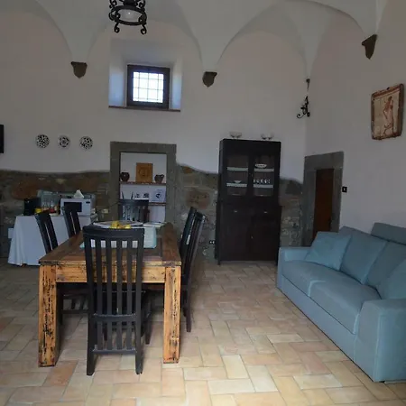 Magica Torre Medievale Viterbo